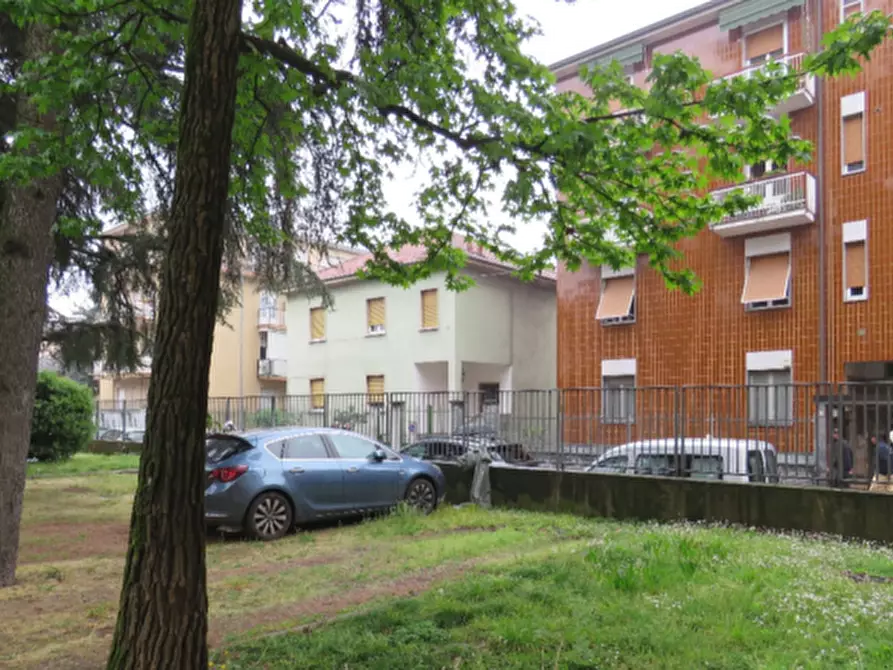 Immagine 8 di Appartamento in vendita  in Via Roma a Bresso