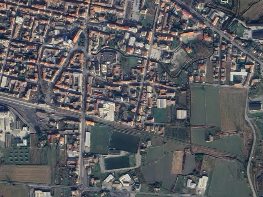 Immagine 5 di Appartamento in vendita  in Corso Galileo Ferraris a Trino Vercellese