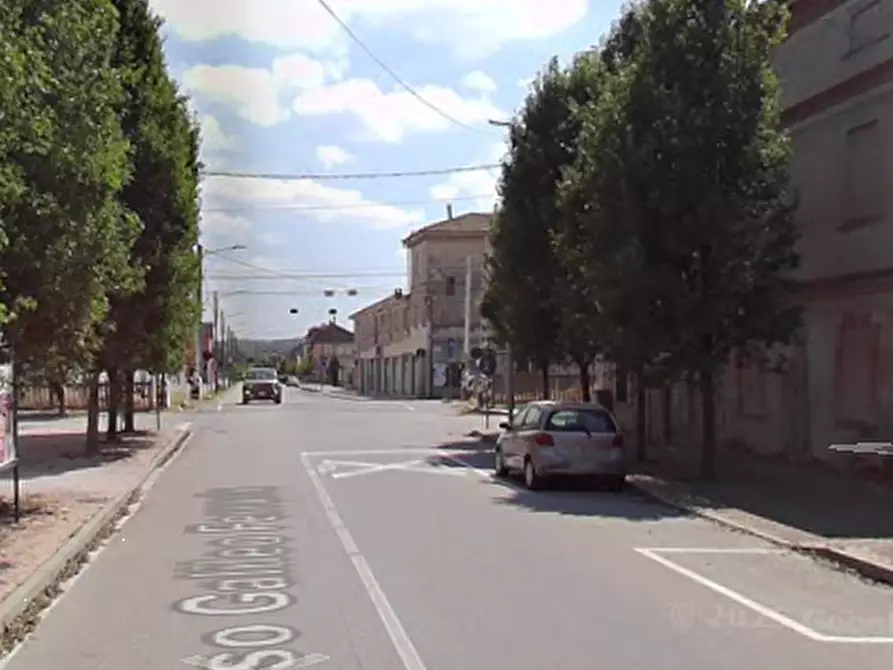 Immagine 10 di Appartamento in vendita  in Corso Galileo Ferraris a Trino Vercellese