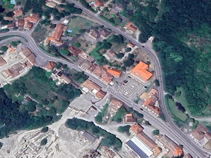 Immagine 12 di Porzione di casa in vendita  in Via Rubens Guatelli  a Langhirano