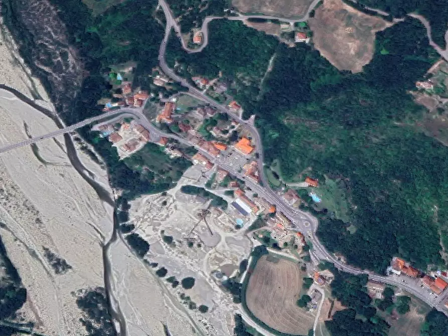 Immagine 14 di Porzione di casa in vendita  in Via Rubens Guatelli  a Langhirano