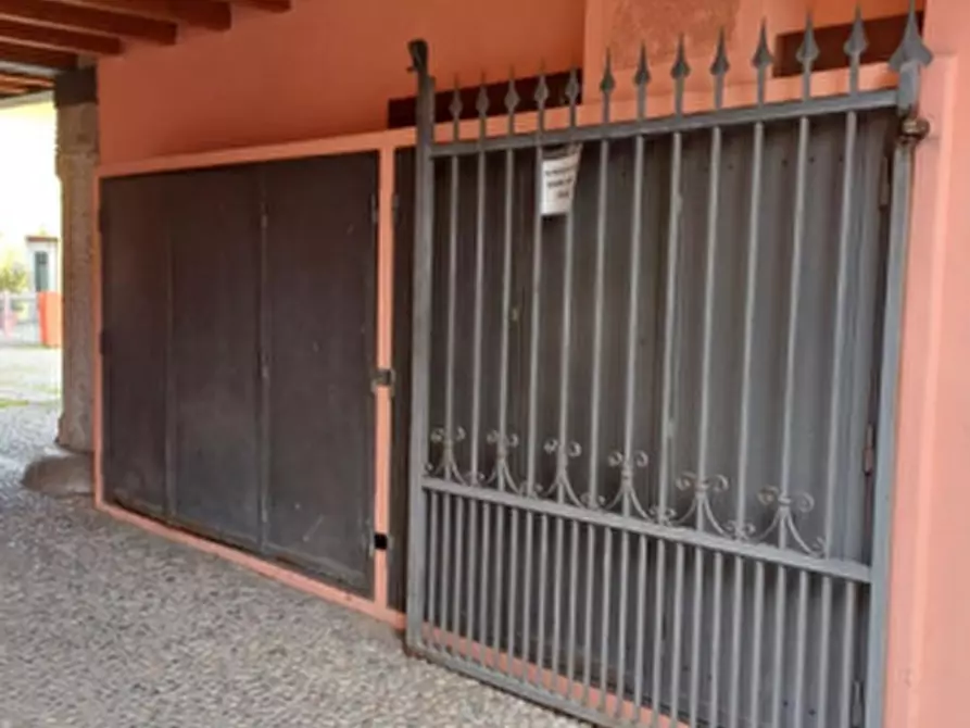 Immagine 5 di Appartamento in vendita  in Via Fiorentini  a Brescia