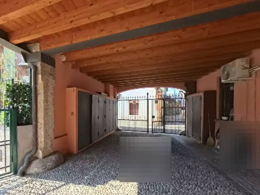 Immagine 12 di Appartamento in vendita  in Via Fiorentini  a Brescia