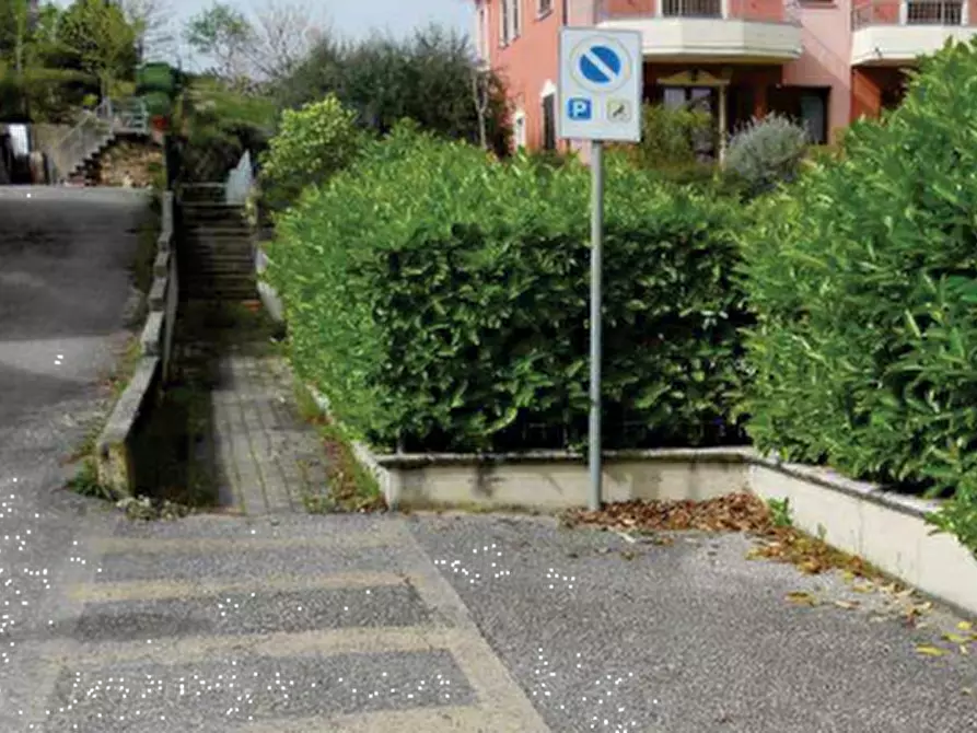 Immagine 5 di Appartamento in vendita  in Via Sandro Pertini a Urbino