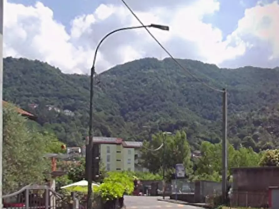 Immagine 22 di Appartamento in vendita  in Via S. S. Cosma e Damiano a Calolziocorte