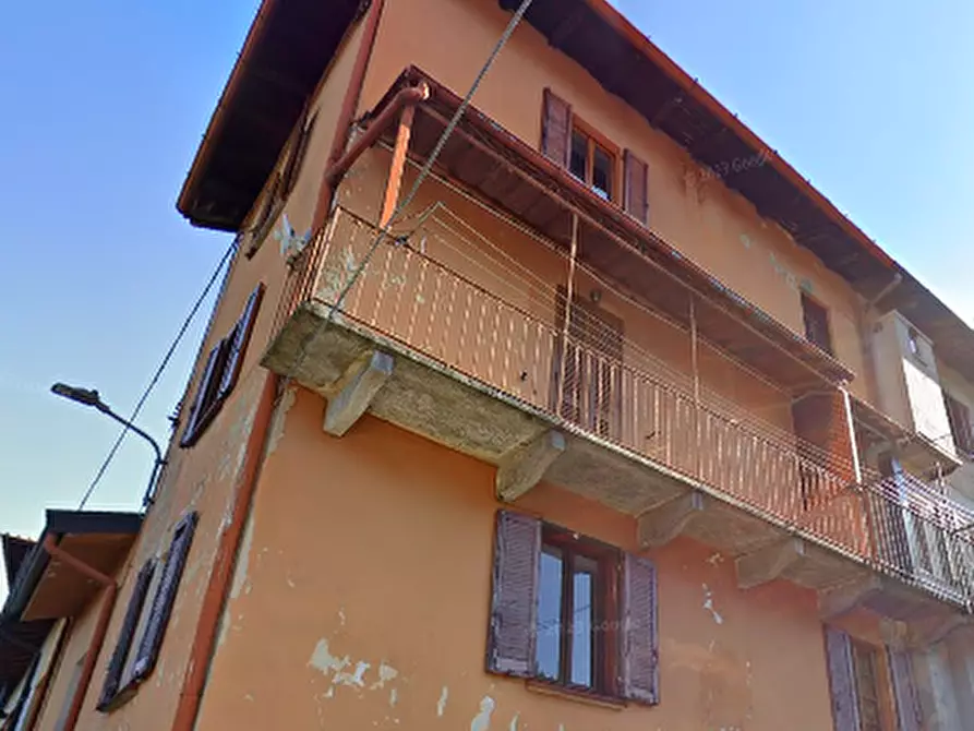 Immagine 9 di Appartamento in vendita  in Via Taburri a Valganna