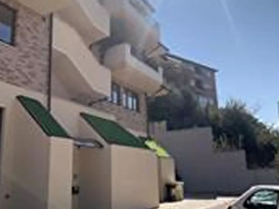 Immagine 3 di Garage in vendita  in Viale XXV Aprile a Fermo