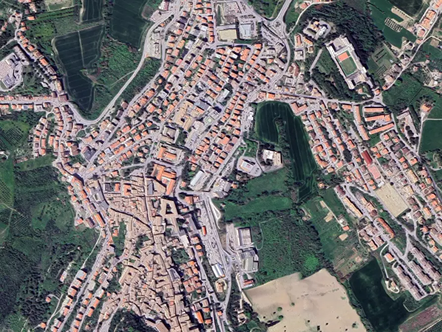 Immagine 9 di Garage in vendita  in Viale XXV Aprile a Fermo