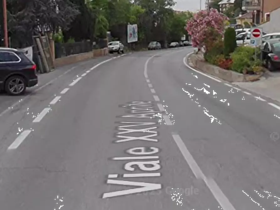 Immagine 14 di Garage in vendita  in Viale XXV Aprile a Fermo