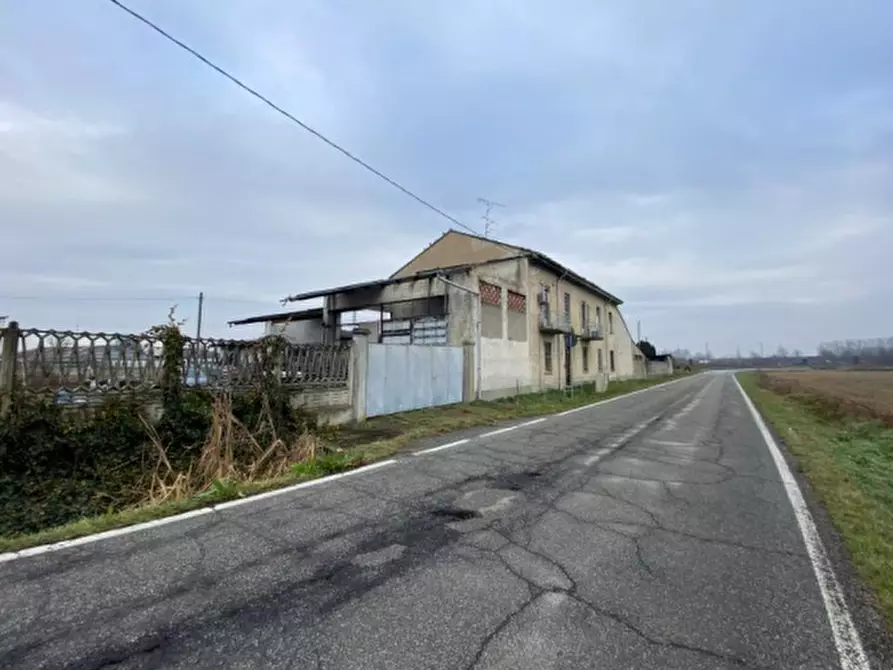 Immagine 2 di Casa indipendente in vendita  in Via della Repubblica a Trino Vercellese