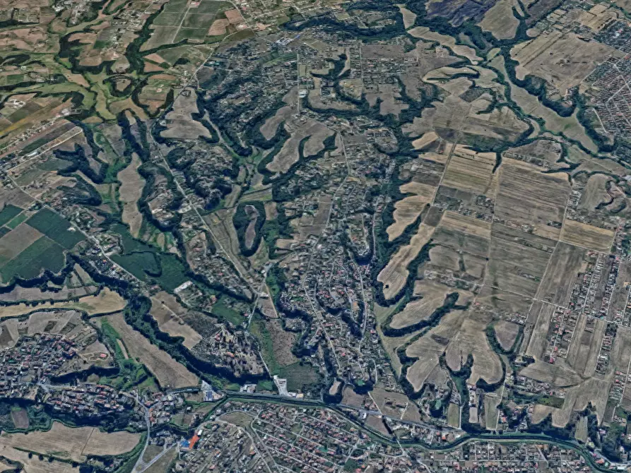 Immagine 17 di Villa in vendita  in Via delle Ghiandaie a Aprilia