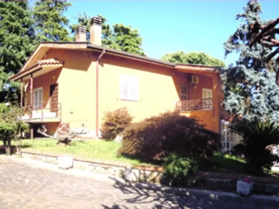 Immagine 6 di Villa in vendita  in Via Contrada Comune Ovest a Velletri