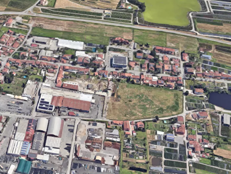 Immagine 1 di Posto auto in vendita  in Via della Catena a Pistoia