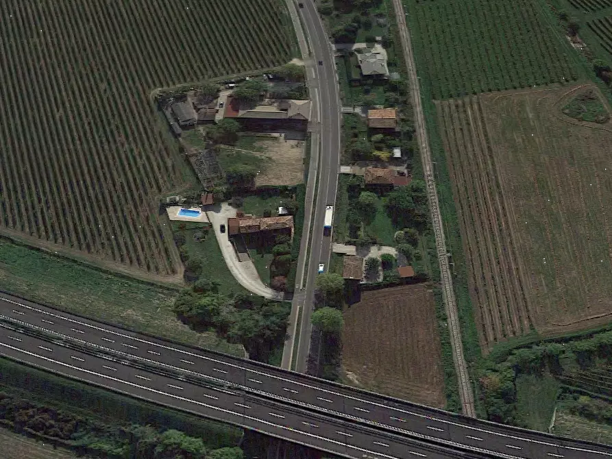 Immagine 13 di Casa indipendente in vendita  in Via menarè a Conegliano