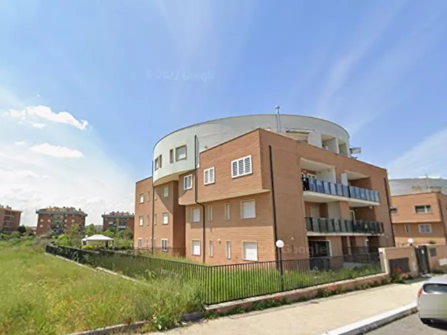 Immagine 1 di Appartamento in vendita  in Via Cardinale Luigi Traglia a Roma