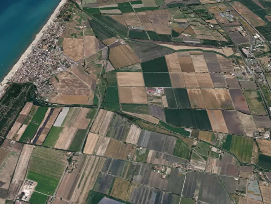 Immagine 24 di Villa in vendita  in Viale Maria  a Fiumicino