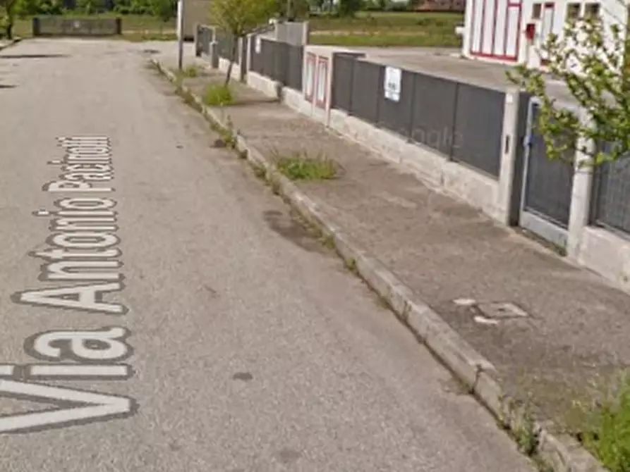 Immagine 19 di Casa bifamiliare in vendita  in Via Antonio Pacinotti a Pramaggiore