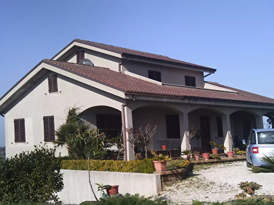 Immagine 1 di Porzione di casa in vendita  in Contrada Paienico a Altidona