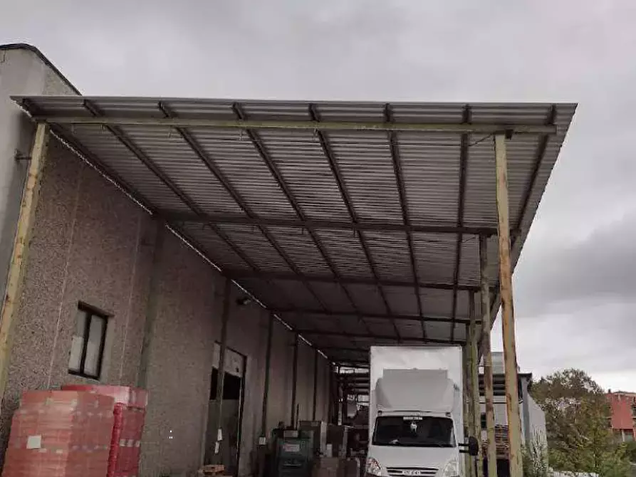 Immagine 3 di Capannone industriale in vendita  in Via Dolomiti  a Montegranaro