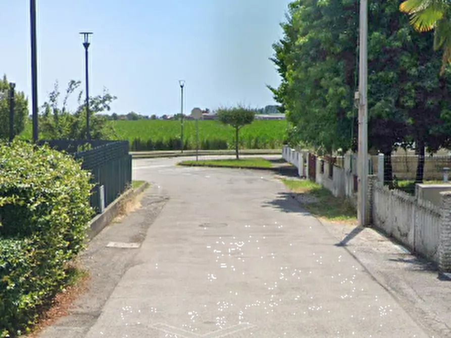 Immagine 2 di Appartamento in vendita  in Piazza verdi  a Quarto D'altino