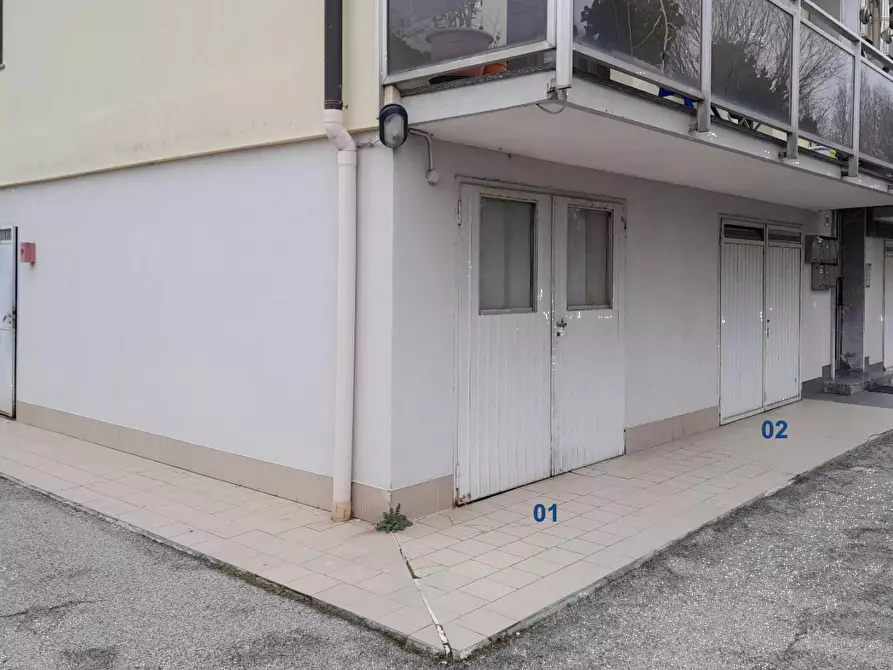 Immagine 1 di Garage in vendita  in Via Triestina a Venezia