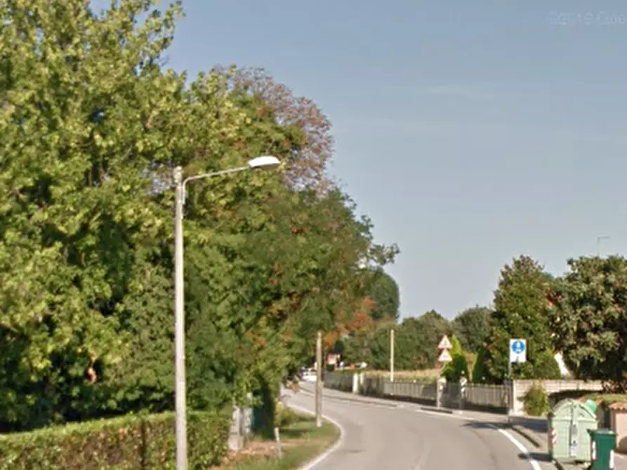 Immagine 9 di Garage in vendita  in Via Triestina a Venezia