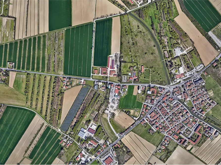 Immagine 12 di Garage in vendita  in Via Triestina a Venezia