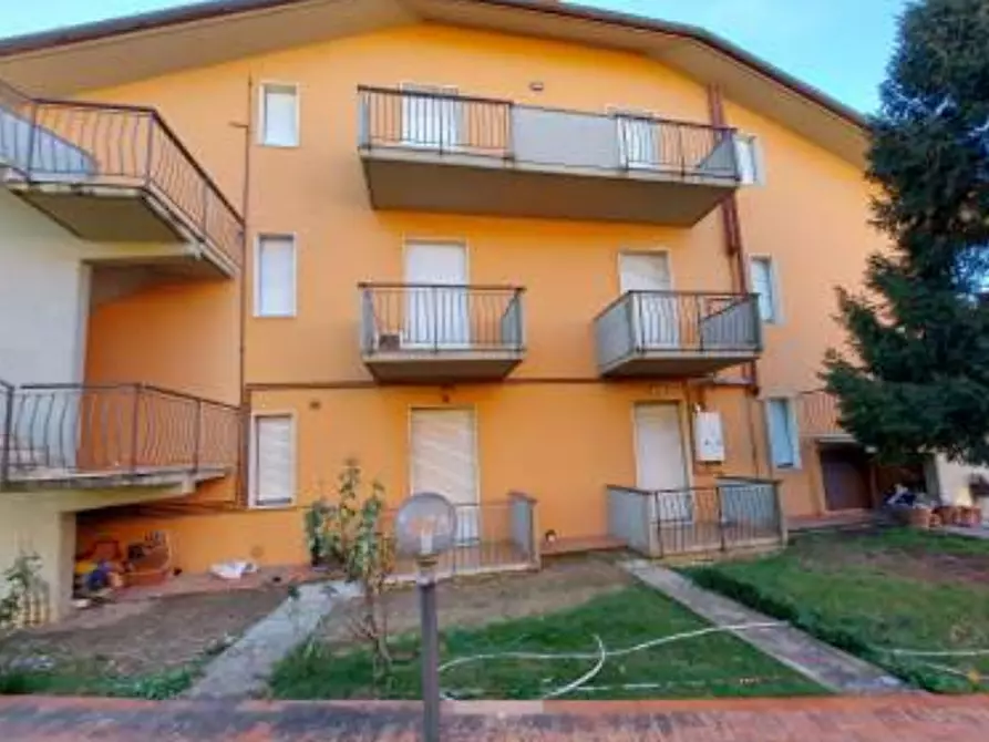 Immagine 1 di Appartamento in vendita  in Via Firenze a Certaldo