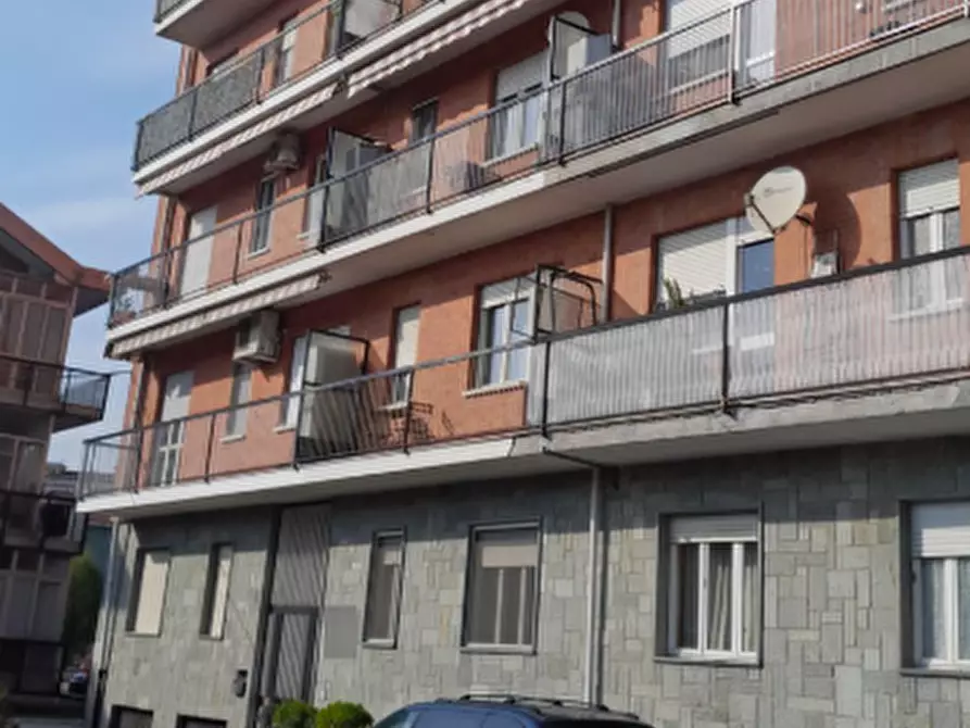 Immagine 1 di Appartamento in vendita  in Via Trieste a Rivalta Di Torino