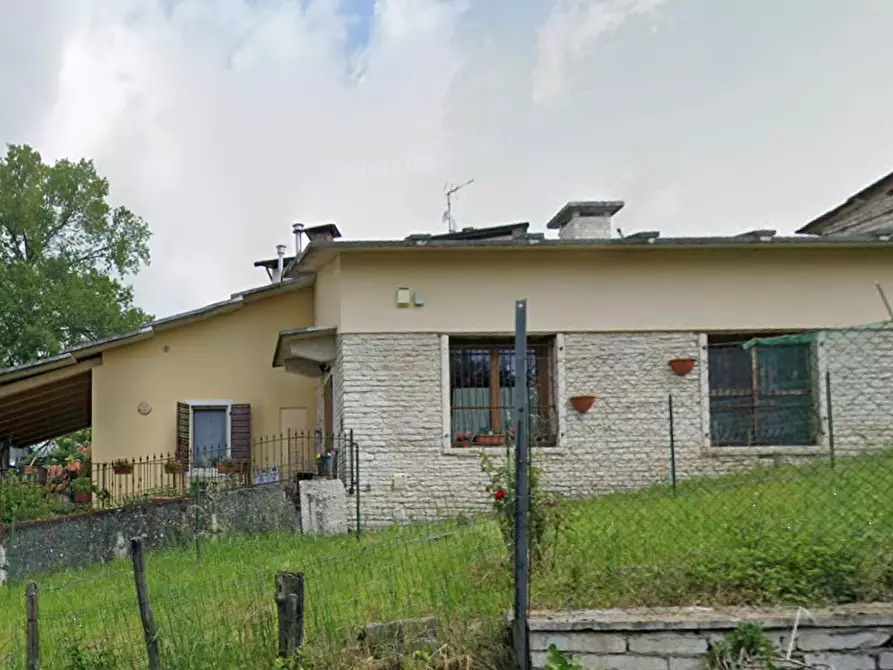 Immagine 3 di Casa indipendente in vendita  in Via Spiazzo a Sant'anna D'alfaedo