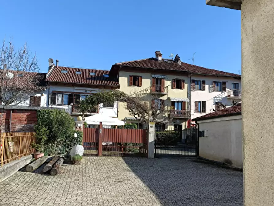 Immagine 2 di Appartamento in vendita  in Via Rigolfo a Trofarello