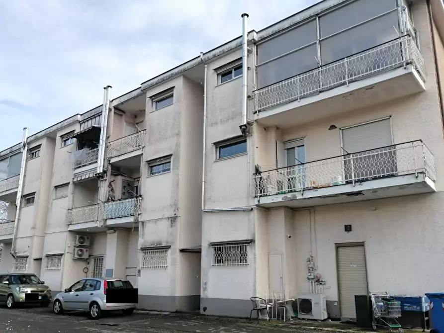 Immagine 2 di Appartamento in vendita  in Via Senatore Giovanni Agnelli a Robassomero