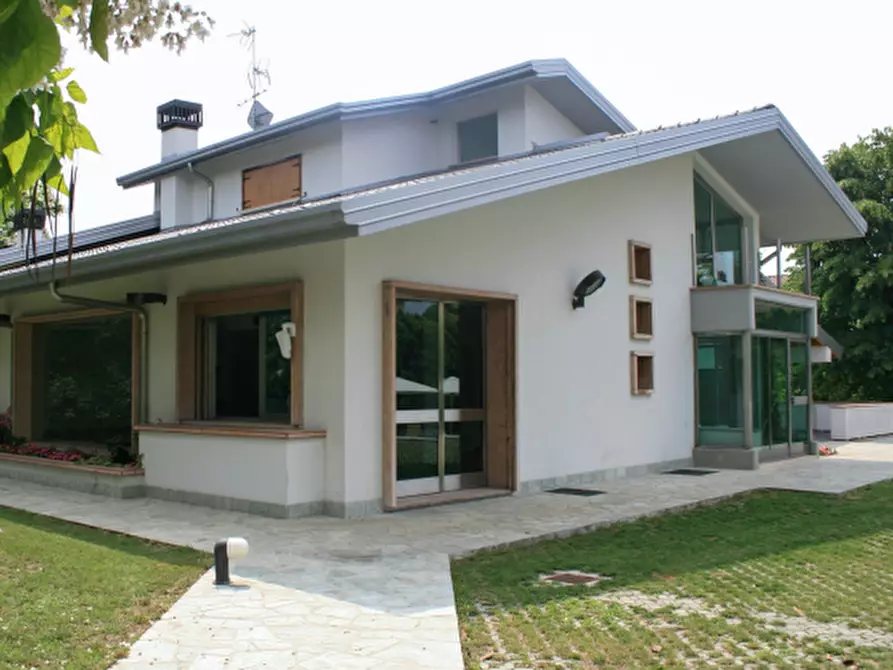 Immagine 11 di Villa in vendita  in Via N. Sauro  a Corbetta