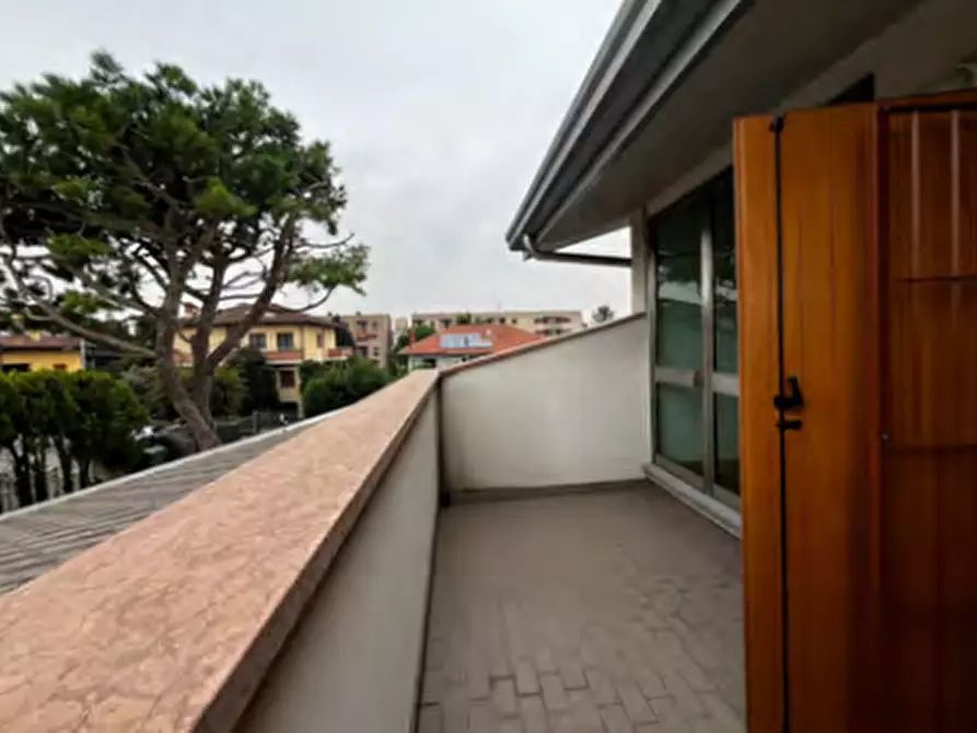 Immagine 12 di Villa in vendita  in Via N. Sauro  a Corbetta