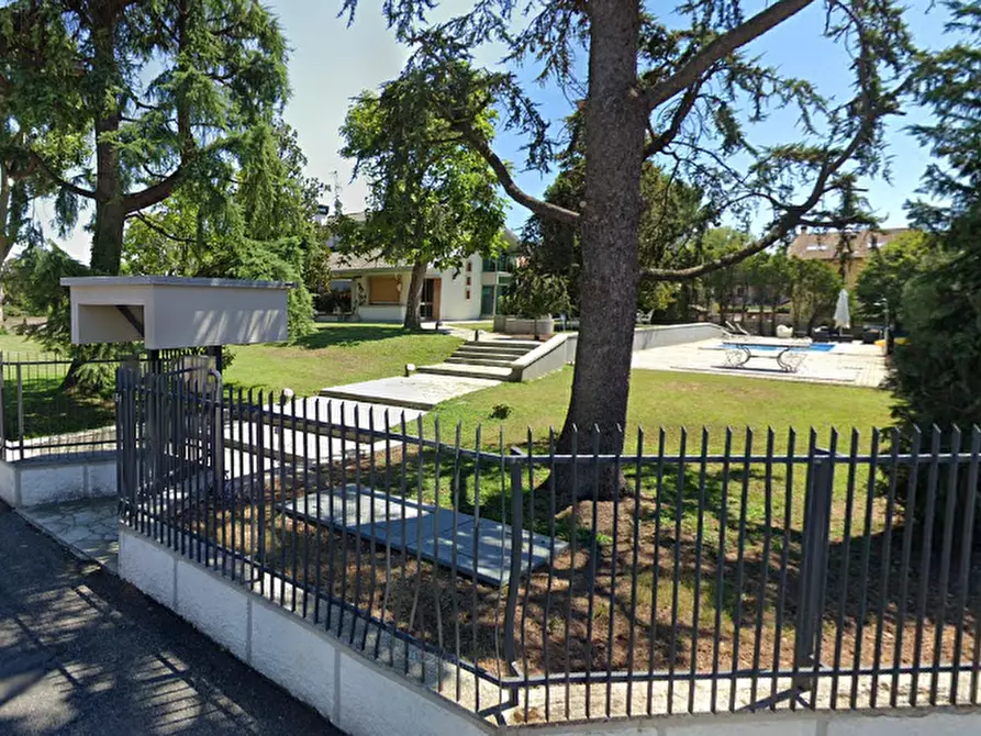 Immagine 16 di Villa in vendita  in Via N. Sauro  a Corbetta