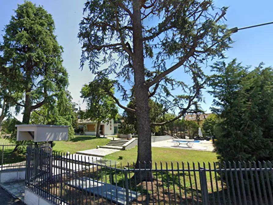 Immagine 22 di Villa in vendita  in Via N. Sauro  a Corbetta