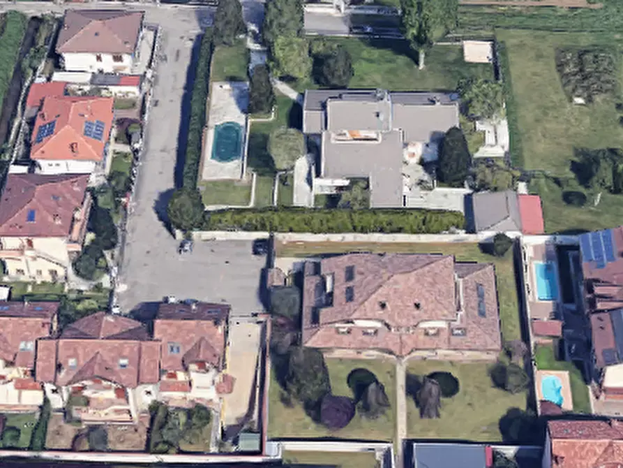 Immagine 25 di Villa in vendita  in Via N. Sauro  a Corbetta