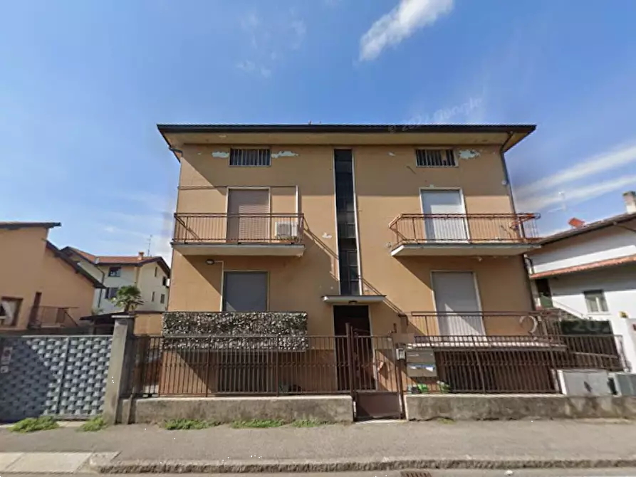 Immagine 2 di Appartamento in vendita  in Via Papa Giovanni XXIII a Azzano San Paolo