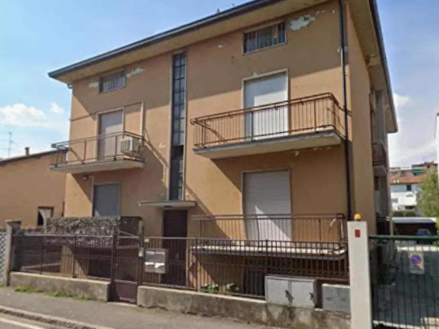 Immagine 1 di Appartamento in vendita  in Via Papa Giovanni XXIII a Azzano San Paolo