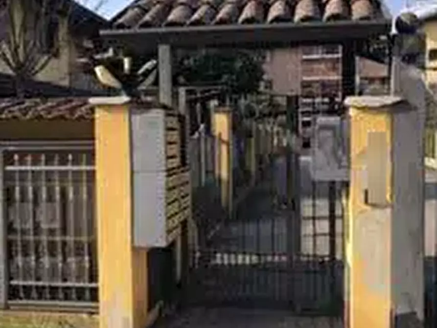 Immagine 2 di Villetta a schiera in vendita  in Via Fellini  a Certosa Di Pavia