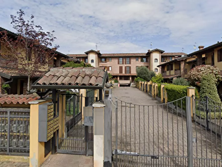 Immagine 12 di Villetta a schiera in vendita  in Via Fellini  a Certosa Di Pavia