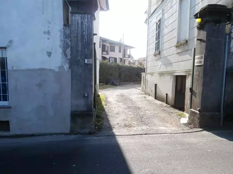 Immagine 3 di Appartamento in vendita  in Via Varese a Jerago Con Orago