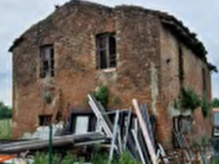 Immagine 8 di Magazzino in vendita  in Via Primo Maggio a Caorso