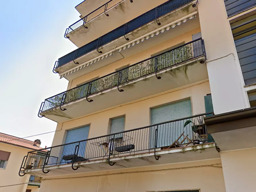 Immagine 5 di Appartamento in vendita  in Via de Marchi a Monticello Brianza