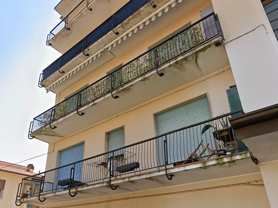 Immagine 6 di Appartamento in vendita  in Via de Marchi a Monticello Brianza