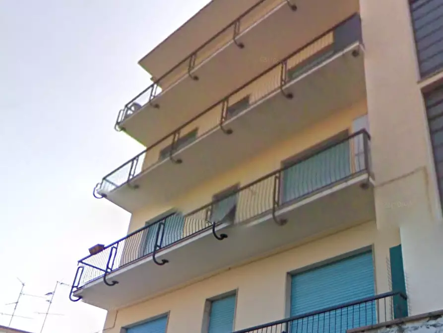 Immagine 13 di Appartamento in vendita  in Via de Marchi a Monticello Brianza