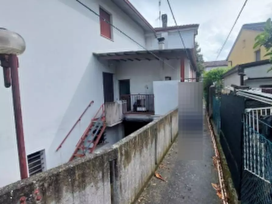 Immagine 3 di Appartamento in vendita  in Via Bendandi a Forlimpopoli