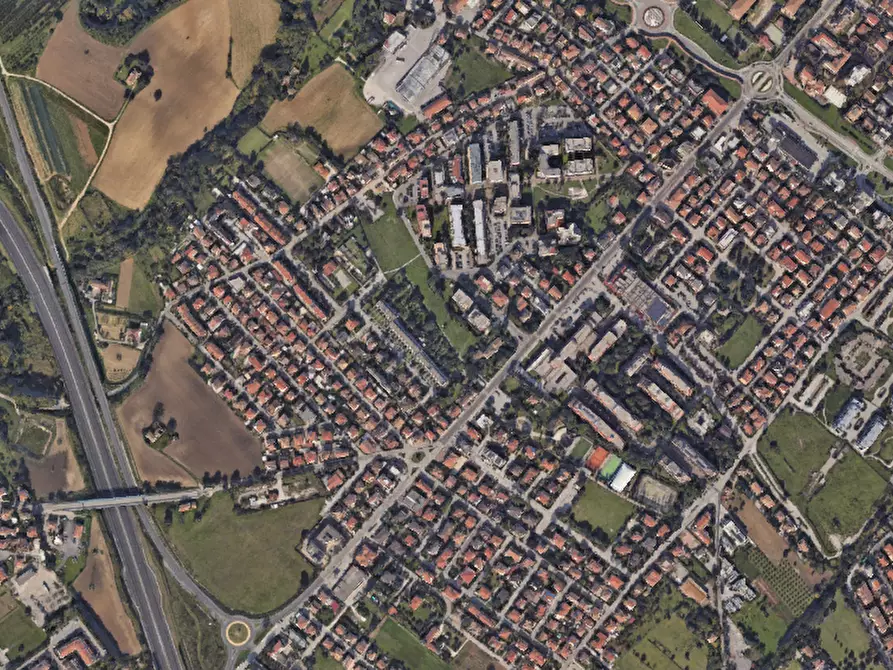 Immagine 1 di Posto auto in vendita  in Via Gozzi a Fano