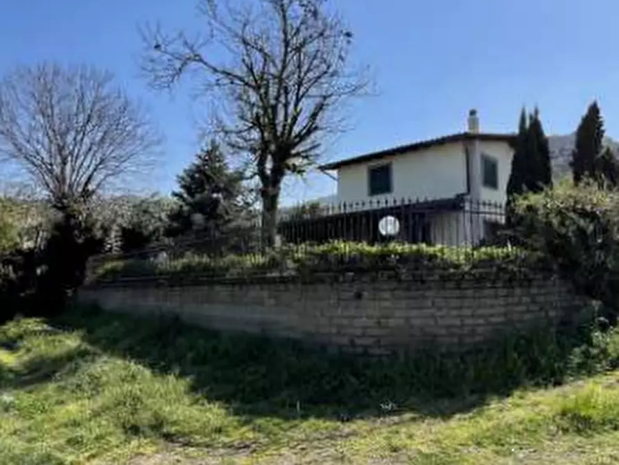 Immagine 4 di Casa indipendente in vendita  in Via delle Pedicate a Montecompatri