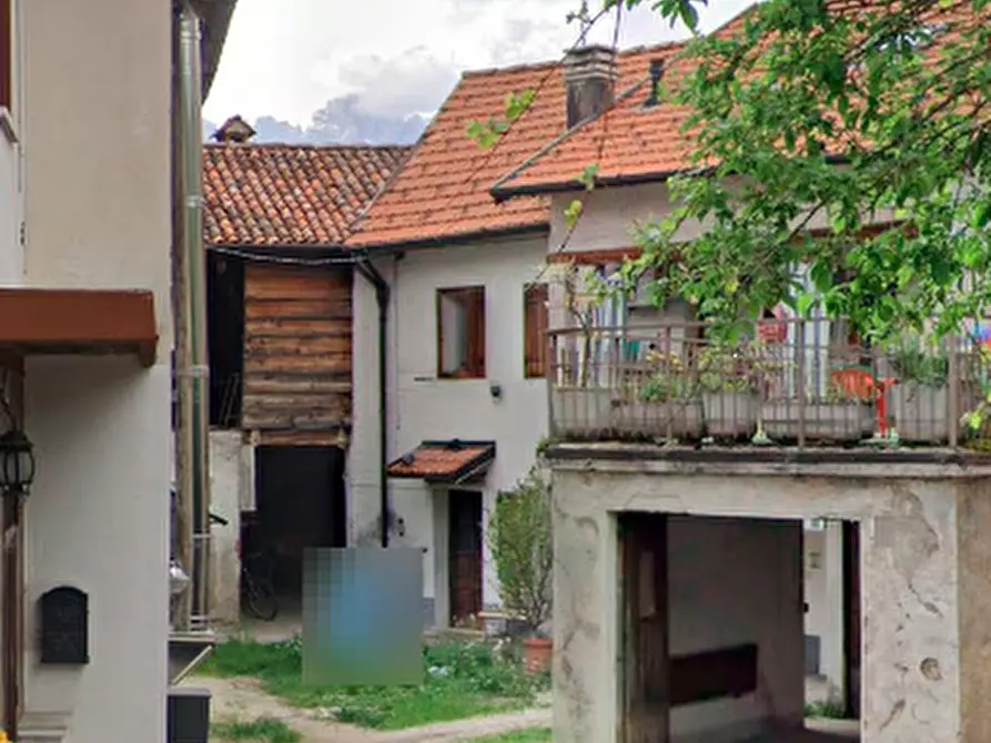 Immagine 4 di Porzione di casa in vendita  in Via della Fontana a Belluno